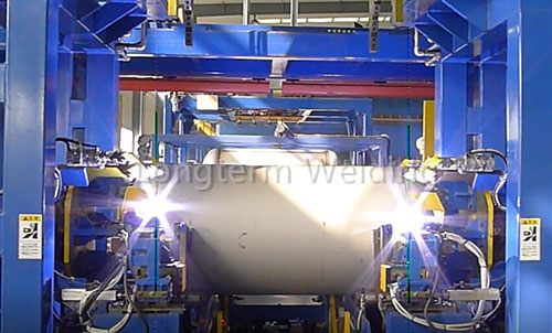 Longterm-welding-LNG-cylinder-assembly-and-tag-welding-machine from China